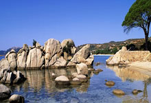 罗马尼亚总统约翰尼斯辞职,面临弹劾压力.